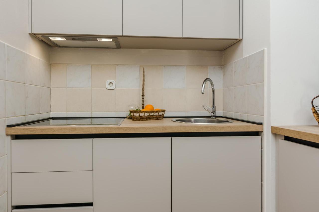 Luton Apartment Zadar Kozino Heating Pool & Jacuzzi Exterior photo